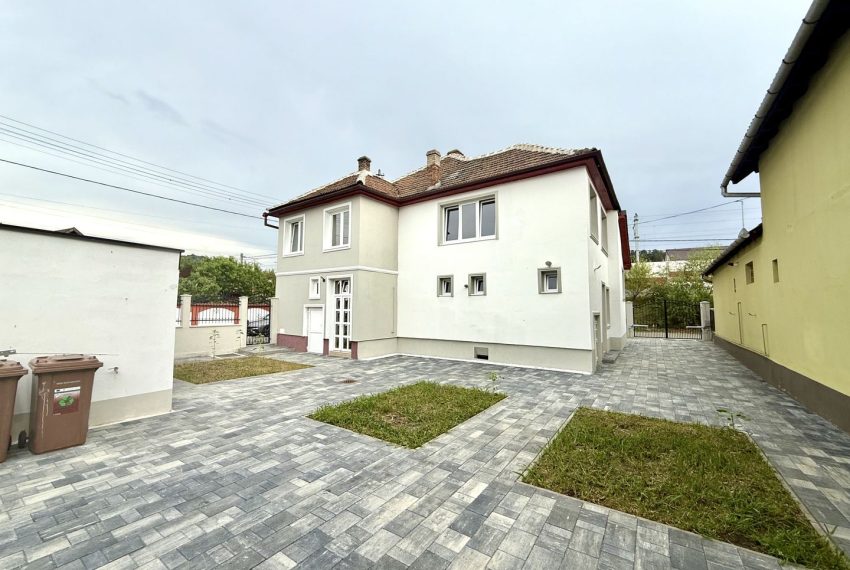 rCgEp_hej8ioGUnMOBSNsV47_JnnIZNVCGufltYasm4